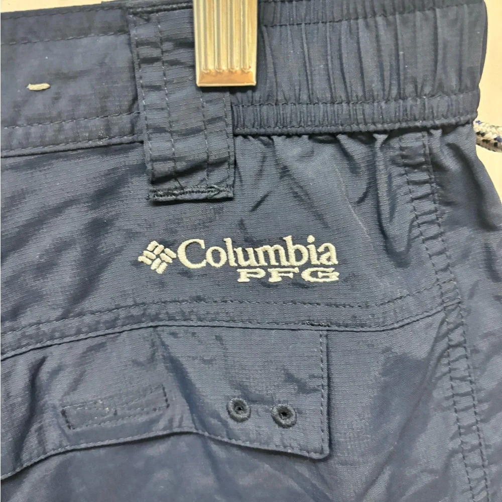 Columbia PFG shorts‎